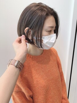 ステア ケース(stair case) 耳かけハンサムショートセンターパートショート20代30代40代髪型