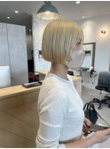 ブロンドミニボブ