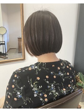 ナザリ(NASARI) ボブ