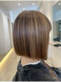ハイライト白髪ぼかしボブ