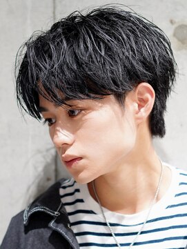ライラ(Lyla) 万能！王道前下がりセンターパート