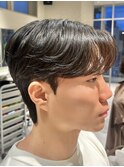 韓国ヘアダウンパーマセンターパートフェザーショート