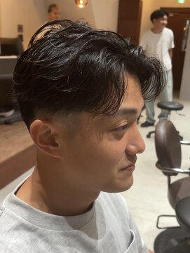 ミオ リベル(Mio'' LIBER) フェザーショート