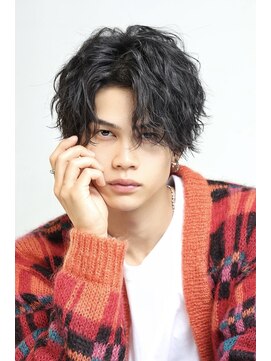 リップス 吉祥寺店 (LIPPS) センターパート　ツイストスパイラル　ミディアムウルフ