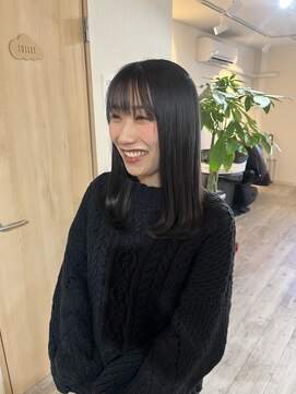 ソラ(sora) 黒髪セミロング