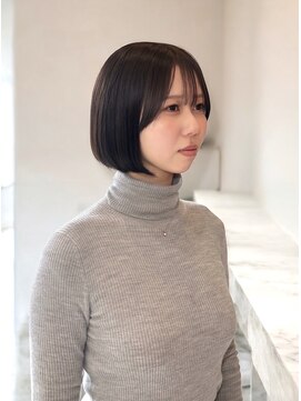 アフロディーテ(Aphrodite) 丸みミニボブ /シースルーバング