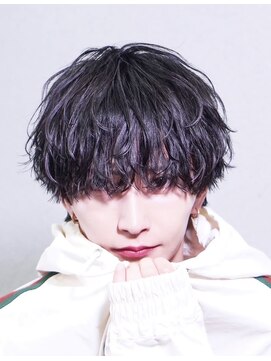 アストラ(ASTRA) MEN’S HAIR/サーフカール/刈り上げセンターパート