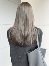 ヘアーアイストゥーレ(HAIR ICI TRE) ロング ベージュ オリーブ 大人 髪質改善 担当阿知波