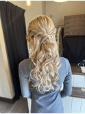 お呼ばれヘアセット　ハーフアップスタイル