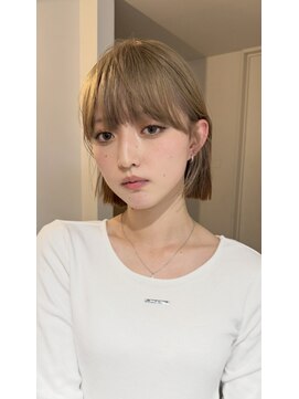 ヌー ノエラ(nu Noella) ミルクティーベージュ×切りっぱなしボブ【中村】