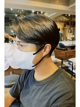 アントワープトーキョー(antwerp TOKYO) 『力石サトシ』波巻き束感ショートツーブロックマッシュ