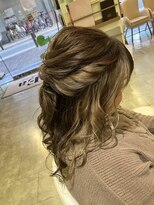 ヘアースペースブルームエア HAIR SPACE BLOOM Ea&nbsp;大人ハイライトカラー