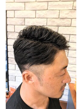 ヒトイキエストイチキューゴーゴー(Hitoiki EST.1955) ツーブロパートスタイル