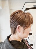すっきりサイド長めのショート