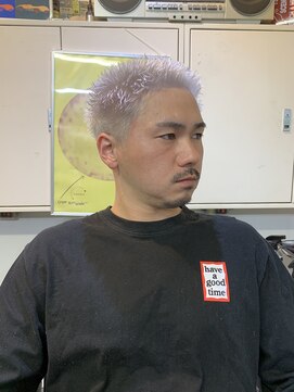 メリケンバーバーショップ フクオカ(MERICAN BARBERSHOP FUK) ハイライトマッシュパーマウルフアッシュブラック