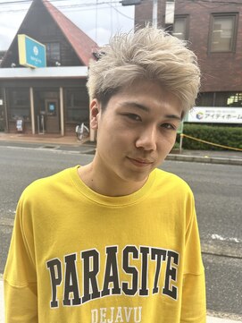 ラック 津田沼(LUCK) ダークアッシュ/アッシュブラック/カルマパーマ/ベリーショート