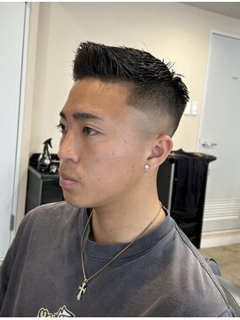 グラッシー(GLASSY) スペインカール/スパイキーショート/フェザーパーマ/フェード: