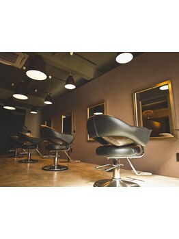 【盛岡/駅から近い】シンプル空間×こだわりの技術。＊大人女性のワガママと理想を叶える上質サロン＊