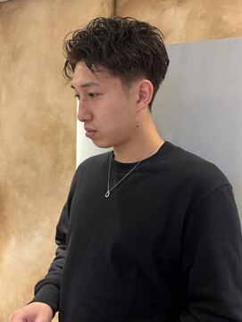 【kanau】メンズハイライトパーマ