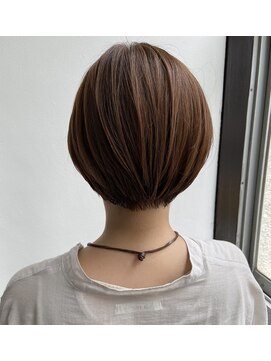 アンリエラ(Unliera) 乾かすだけで収まる丸みショート