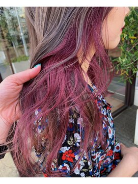 アース コアフュールボーテ 上尾店(EARTH coiffure beaute) 【個性派】インナーカラー×ピンクレッド