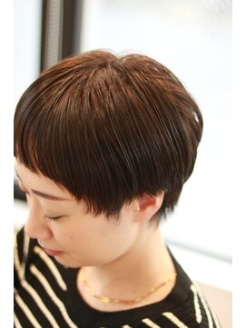 ニライヘアー(niraii hair) オン眉ショート