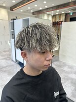 ルースト 京都駅前店(ROOST)&nbsp;マッシュツイストホワイトハイライト