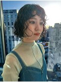ニュアンス感のあるハンサムショートミディ/パーマ