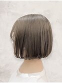20代30代透明感暗髪アッシュブルーグレージュ丸みボブ