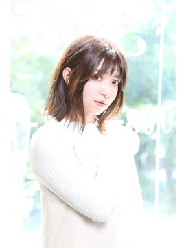 アエレ(Aere) 【Aere池袋】大人可愛いロブ×外ハネ×サファリベージュ☆小林