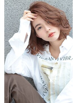 フリーラ 表参道(freera) くびれセミディはウェーブで夏っぽく！