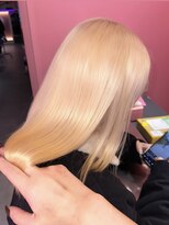 ダズリングディア(Dazzling Deer)&nbsp;抜きっぱなしブロンド/ハイトーン/メルティカラー/レイヤー