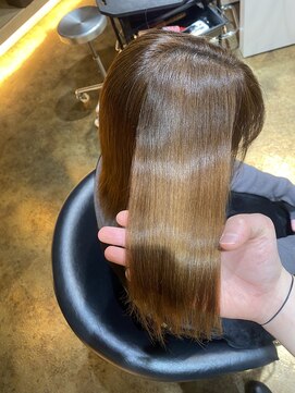 カミラボ(KAMI LABO) 髪質改善×ヒト幹細胞ヘッドスパ