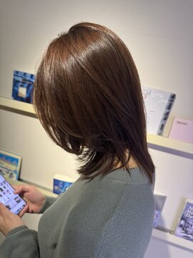 セブンベルベット(7 Velvet) 【ミディアムレイヤー　//  横松ゆかり】