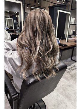 アコ(Aco) ★オリジナルハイライトバレイヤージュ★