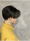 刈り上げセンターパート×フェザーパーマカット