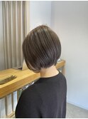 ショートボブ
