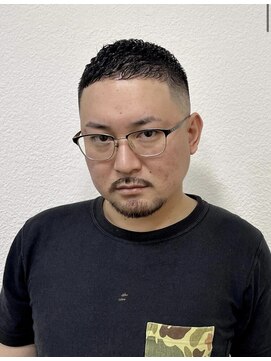 バーバースタイルズ 船橋店 クロップ×アイロンパーマ