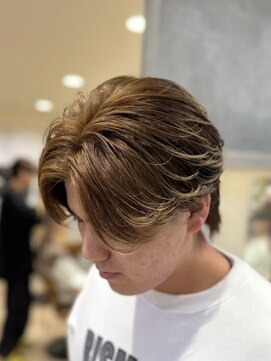 レイズ 名古屋(RAYS) 名古屋フェザーショートセンターパートヘア