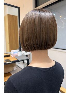 ライツ 富士店(ReiZ) 極細ハイライト+ミニボブ