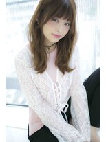 カシェ シモムラ(Cashe'e SHIMOMURA)&nbsp;耳かけして可愛い愛され小顔ミディアム