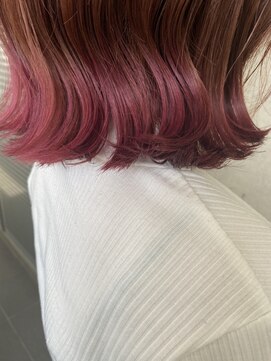 ガルボ ヘアー(garbo hair) #ガルボヘアー #ピンク系 #ブリーチなし #韓国風外ハネ