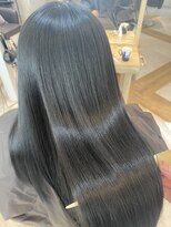 ジーナ 船橋(Zina)&nbsp;オトナ女子ツヤ髪アッシュカラーふんわりミディシースルーバング