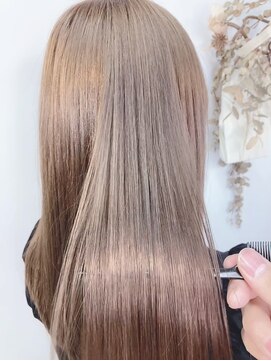 イーラ(era) 《era》潤い美髪チャージ サイエンスアクア 髪質改善 みわ