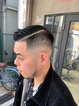 エフエム 明大前(FM) バーバー　ツーブロック/刈り上げ/アップバング/フェード