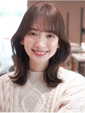 アンアミ シブヤ(Un ami shibuya) 【Unami shibuya】TOMI 小顔顔周りカット　ミディアムヘア