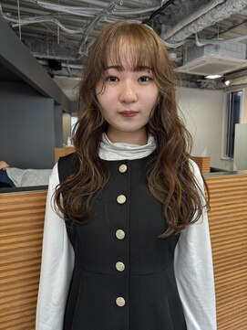 ニーィ バイ カータ(Niii by CARTA) ケアブリーチでするベージュカラー