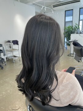 ウェアーズ(WARES) ダークオリーブカラー