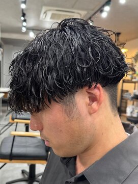 フゥ 宇都宮(FeU) 波巻きパーマメンズパーマメンズヘアツーブロックツイストパーマ