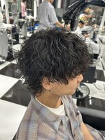 オーシャントーキョー(OCEAN TOKYO)&nbsp;メンズパーマツイスパ波巻きスパイラルマッシュセンターパート